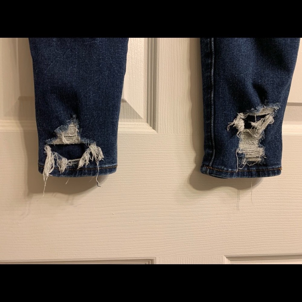 American Eagle Ladies Dream Jean Size 4. - Picture 5 of 7